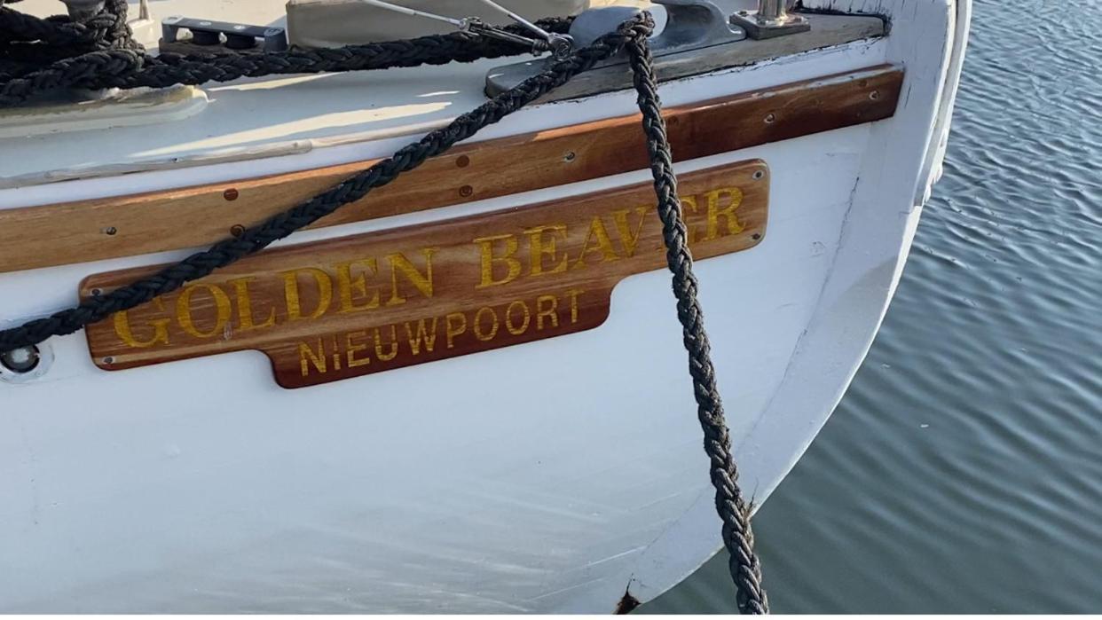 Port Deauville Yacht Vintage Exterior photo